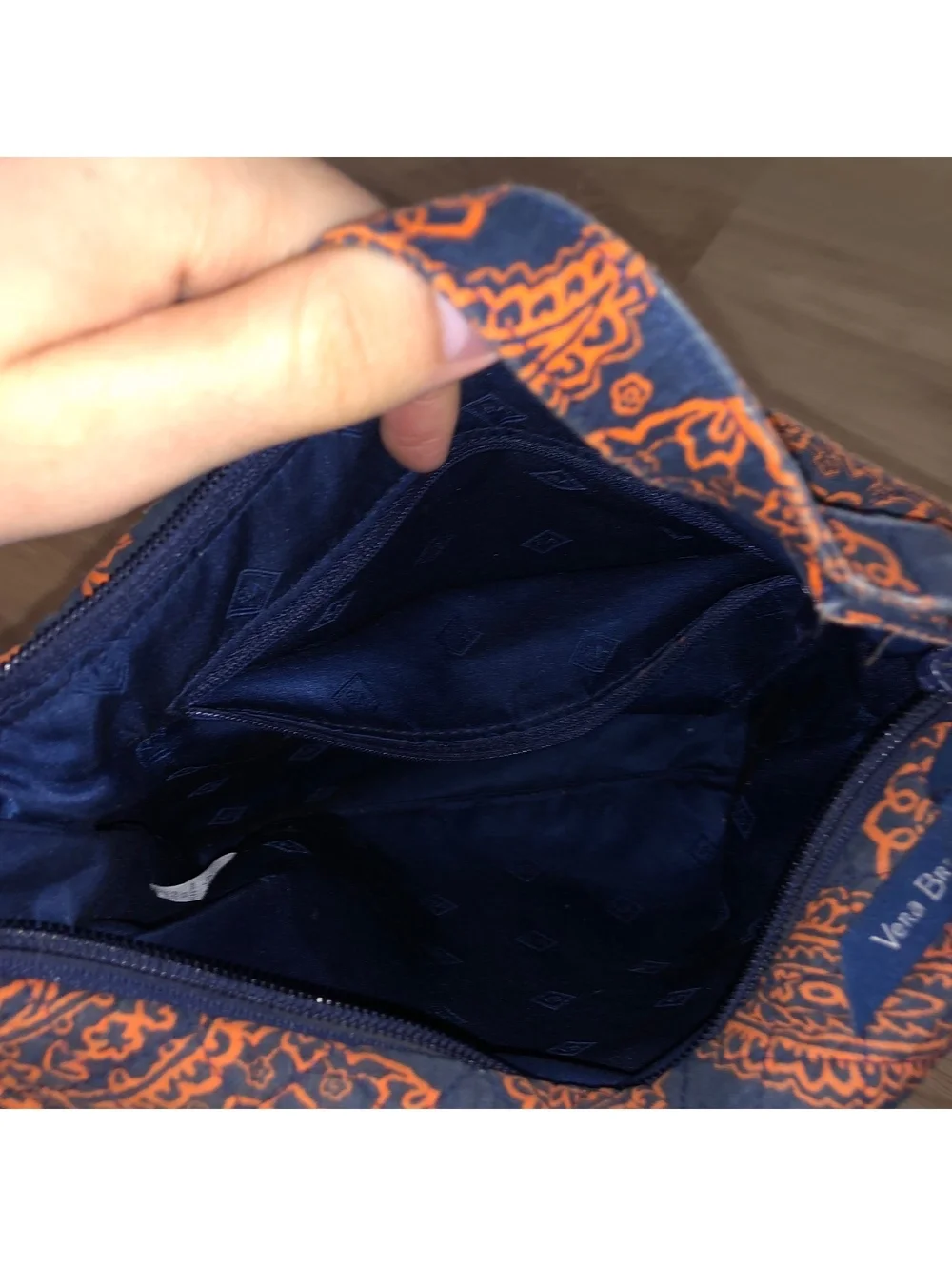 VERA BRADLEY UNIVERSITY OF VIRGINIA UVA CAVALIERS CROSSBODY BAG PURSE TRIPLE ZIP